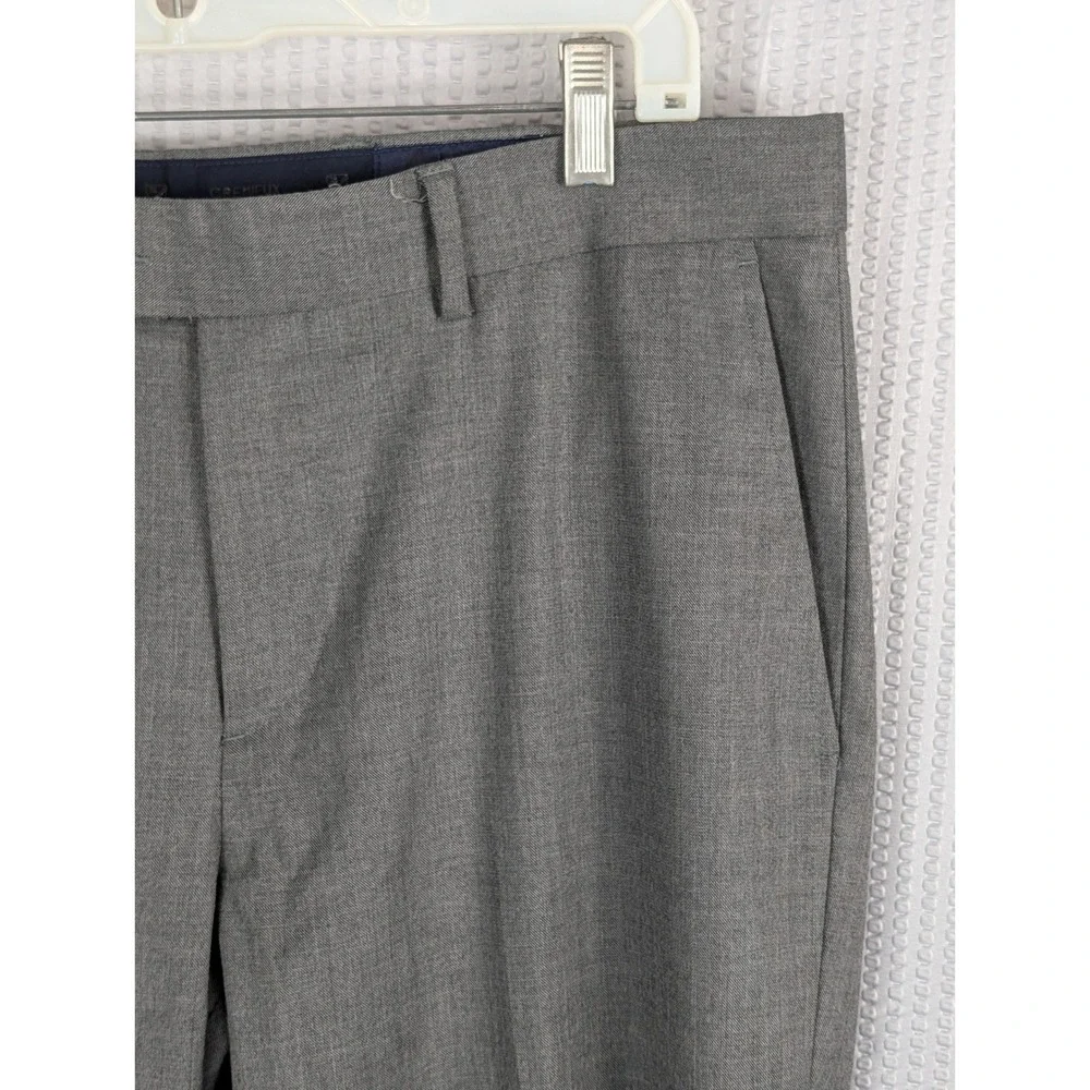 Cremieux Mens Grey Flat Front Dress Pants Trousers 34x32 Tailored Fit